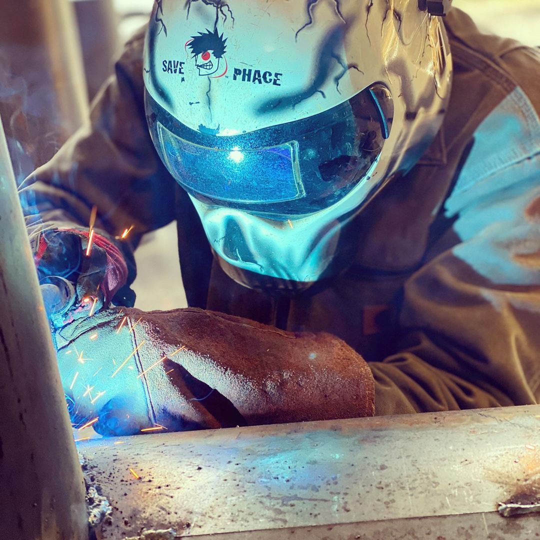 Jason Hutchinson doing his part to help fabricate a giant metal creature. #anewv…